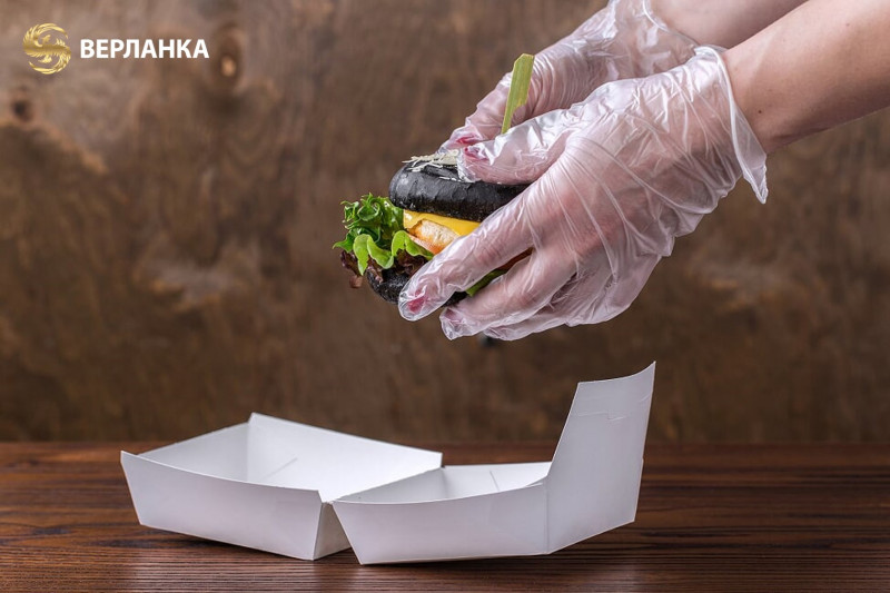 Burger boxes and Eco-friendly food packaging for fast food. Paper burger box. 